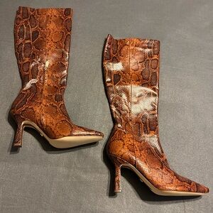 NWOB Sam Edelman Davin Brown Snakeskin Knee Boots Size 10